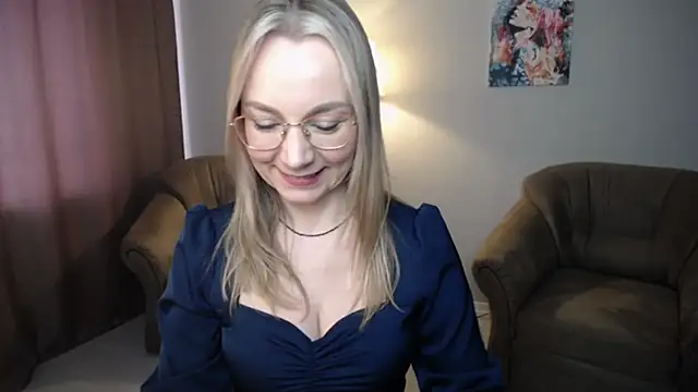 Ava Elior online show from 05/15/26, 11:17