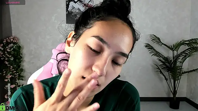 FlirtyAura online show from 09/16/25, 03:51