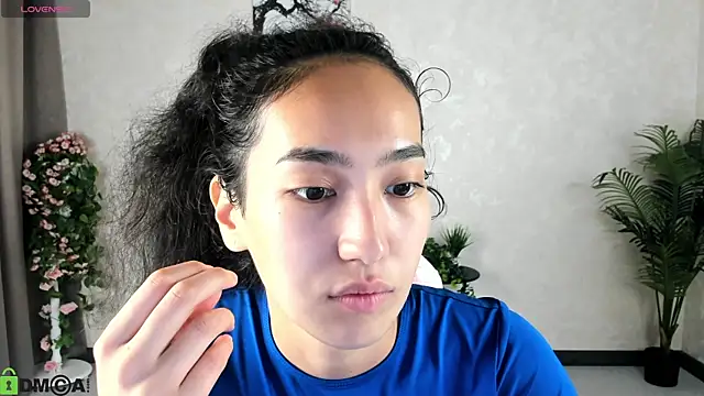 FlirtyAura online show from 09/22/25, 03:41