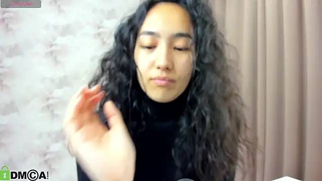 FlirtyAura online show from 10/02/25, 03:02