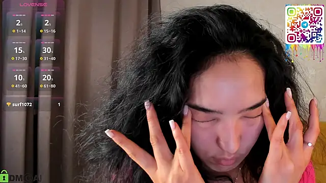Snapshot of FlirtyAura chatting on 12/18/25, 02:06 FlirtyAura online show from 12/18/25, 02:06
