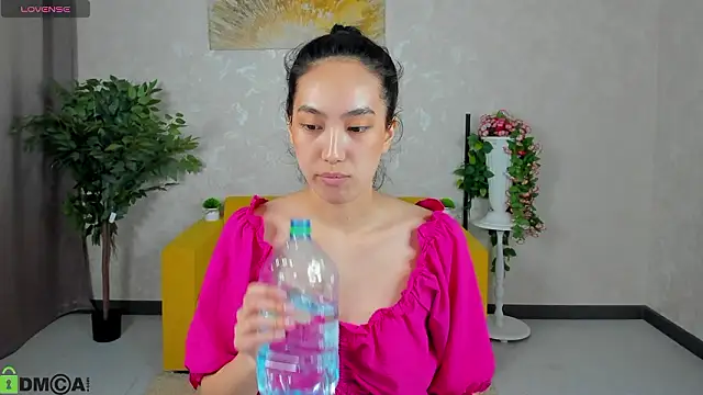 Snapshot of FlirtyAura chatting on 02/21/26, 03:51 FlirtyAura online show from 02/21/26, 03:51