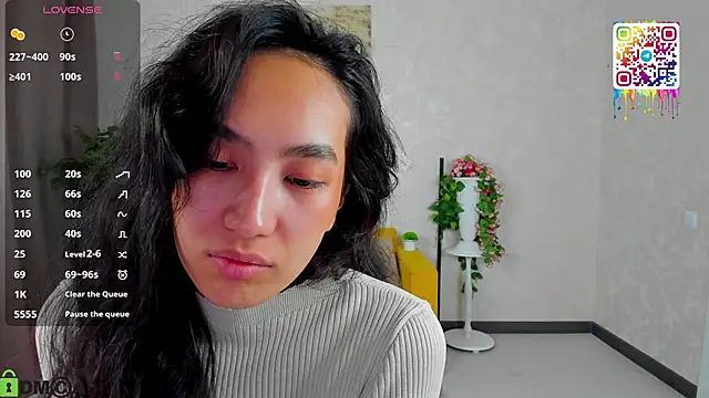 Snapshot of FlirtyAura chatting on 02/25/26, 02:43 FlirtyAura online show from 02/25/26, 02:43