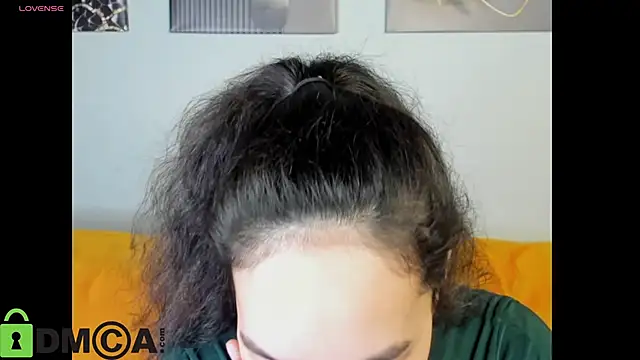 Snapshot of FlirtyAura chatting on 03/23/26, 01:53 FlirtyAura online show from 03/23/26, 01:53