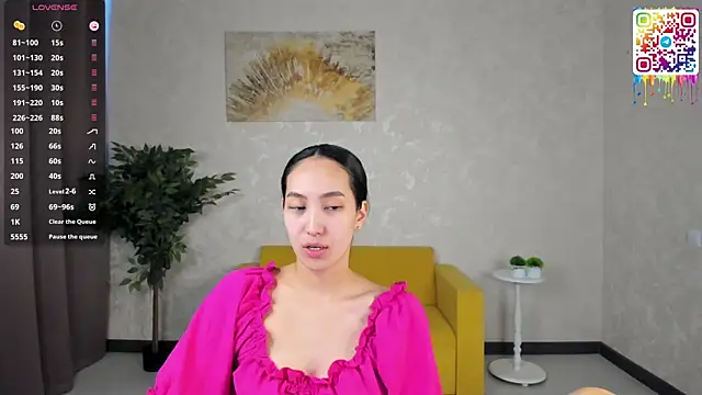 Snapshot of FlirtyAura chatting on 04/09/26, 06:19 FlirtyAura online show from 04/09/26, 06:19