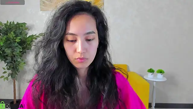 Snapshot of FlirtyAura chatting on 04/11/26, 03:44 FlirtyAura online show from 04/11/26, 03:44