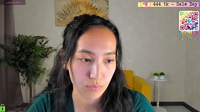Snapshot of FlirtyAura chatting on 05/11/26, 02:45 FlirtyAura online show from 05/11/26, 02:45