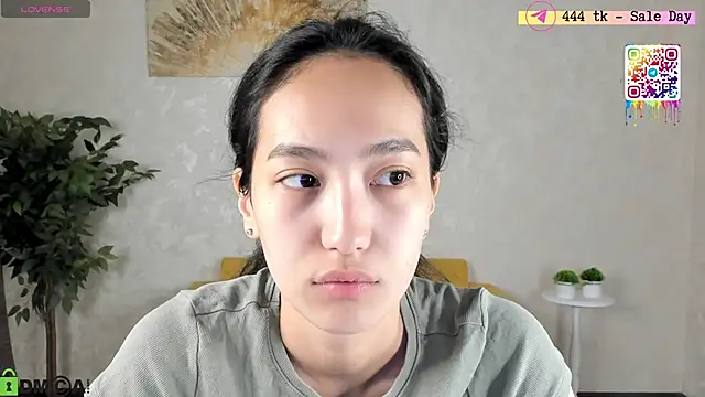 Snapshot of FlirtyAura chatting on 05/14/26, 03:46 FlirtyAura online show from 05/14/26, 03:46