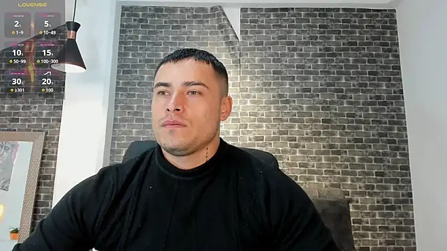 Snapshot of connorsmiith chatting on 10/06/25, 11:51 connorsmiith online show from 10/06/25, 11:51