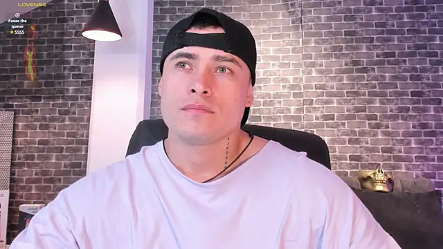 Snapshot of connorsmiith chatting on 10/07/25, 01:41 connorsmiith online show from 10/07/25, 01:41