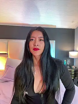 BellaFernandez   online show from 11/05/25, 12:16