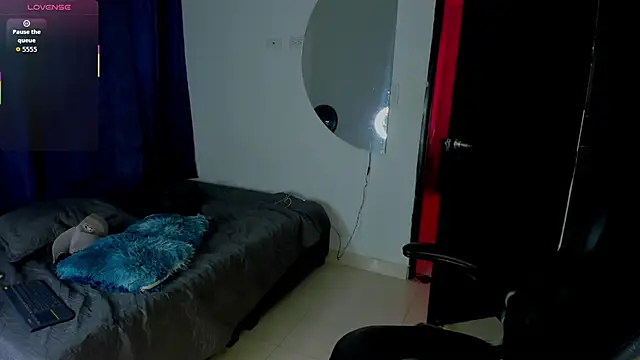 Snapshot of Levi_ferrer1 chatting on 10/03/25, 06:16 Levi ferrer1 online show from 10/03/25, 06:16