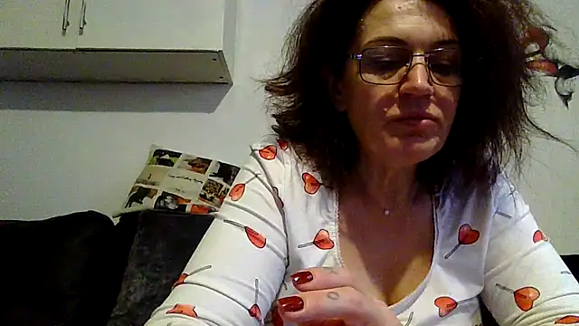 Snapshot of RubyyRosee chatting on 01/12/26, 09:58 RubyyRosee online show from 01/12/26, 09:58