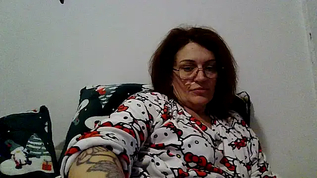 Snapshot of RubyyRosee chatting on 02/15/26, 09:44 RubyyRosee online show from 02/15/26, 09:44