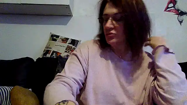 Snapshot of RubyyRosee chatting on 02/16/26, 10:22 RubyyRosee online show from 02/16/26, 10:22