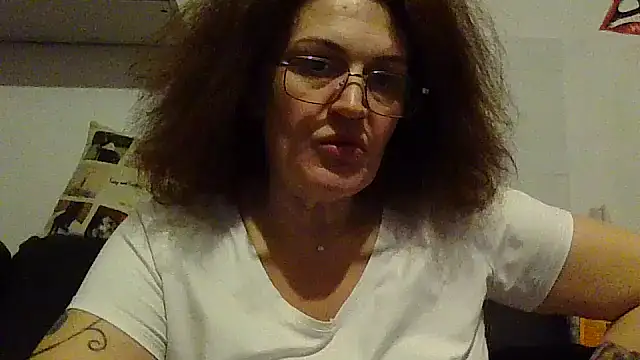 Snapshot of RubyyRosee chatting on 02/21/26, 09:38 RubyyRosee online show from 02/21/26, 09:38