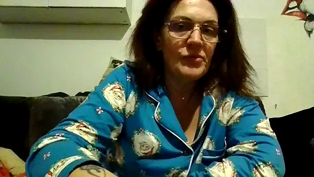 Snapshot of RubyyRosee chatting on 03/22/26, 02:37 RubyyRosee online show from 03/22/26, 02:37