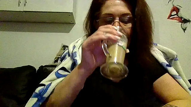 Snapshot of RubyyRosee chatting on 03/23/26, 06:28 RubyyRosee online show from 03/23/26, 06:28