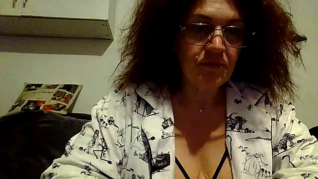 Snapshot of RubyyRosee chatting on 04/02/26, 05:16 RubyyRosee online show from 04/02/26, 05:16