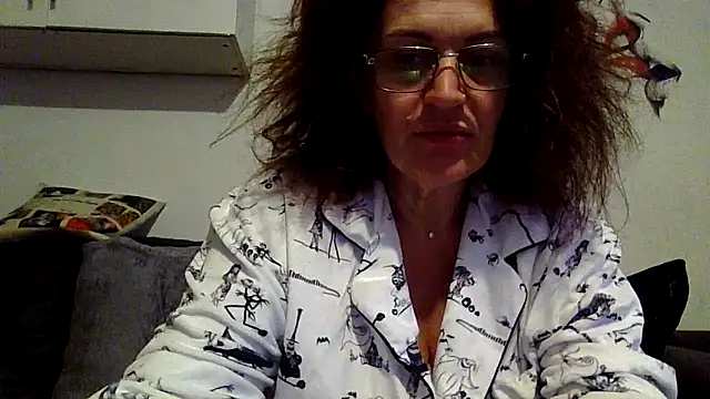 Snapshot of RubyyRosee chatting on 04/12/26, 05:34 RubyyRosee online show from 04/12/26, 05:34
