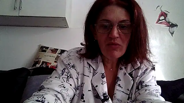 Snapshot of RubyyRosee chatting on 04/14/26, 08:20 RubyyRosee online show from 04/14/26, 08:20