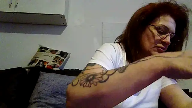 Snapshot of RubyyRosee chatting on 04/18/26, 05:55 RubyyRosee online show from 04/18/26, 05:55