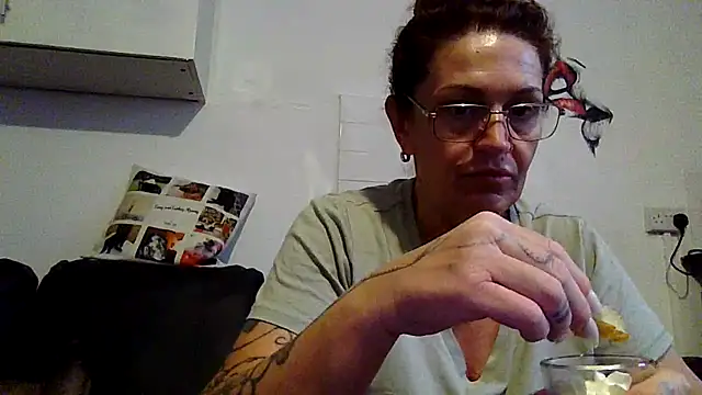 Snapshot of RubyyRosee chatting on 05/28/26, 05:05 RubyyRosee online show from 05/28/26, 05:05