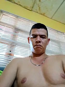 cristian07  online show from 09/10/25, 05:02