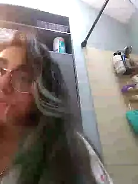 Snapshot of Lovelyrainn chatting on 09/24/25, 02:09 Lovelyrainn online show from 09/24/25, 02:09