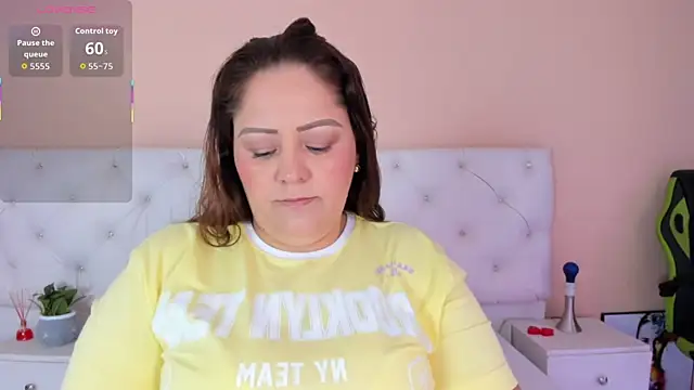 katte landerr online show from 09/30/25, 01:05