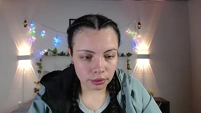 Megan 05  online show from 05/04/26, 07:21