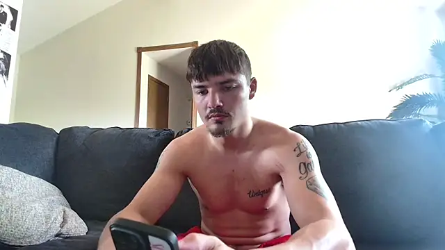 derekmontana2 online show from 06/16/26, 07:49