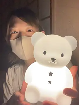 Snapshot of usako_2025 chatting on 10/24/25, 12:45 usako 2025 online show from 10/24/25, 12:45