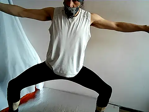 matrix70016 online show from 09/11/25, 04:29