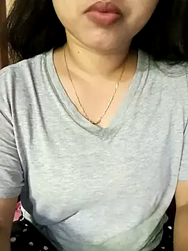 babyangela14 online show from 10/15/25, 02:55