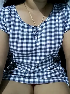 babyangela14 online show from 10/29/25, 03:36