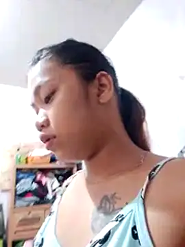 Snapshot of MorenaLovelyPinay24 chatting on 12/04/25, 08:50 MorenaLovelyPinay24 online show from 12/04/25, 08:50