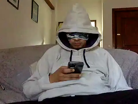 CaiBull online show from 12/22/25, 06:43