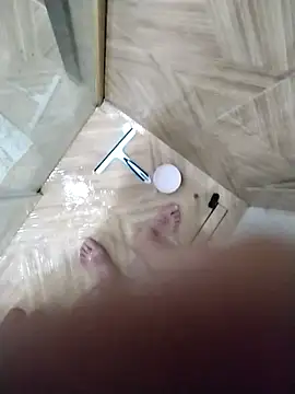 Snapshot of Pio185 chatting on 11/13/25, 09:14 Pio185 online show from 11/13/25, 09:14