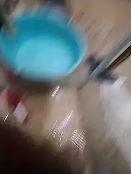 Snapshot of Pio185 chatting on 11/24/25, 08:08 Pio185 online show from 11/24/25, 08:08