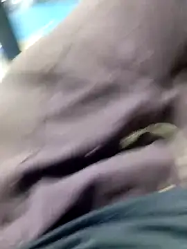 safadinhoo007 online show from 10/29/25, 02:36