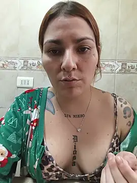 Snapshot of xjuanaxmaldadxxx chatting on 05/31/26, 08:43 xjuanaxmaldadxxx online show from 05/31/26, 08:43