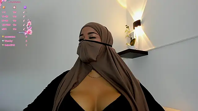 Snapshot of thaira_aly chatting on 01/17/26, 10:35 thaira aly online show from 01/17/26, 10:35