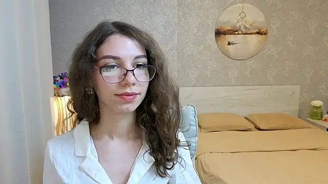 KellyShines online show from 06/10/26, 06:18