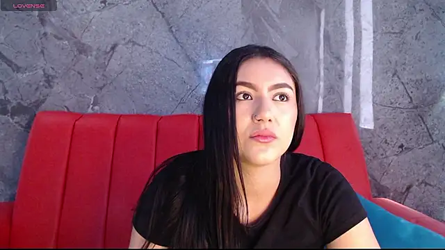 Snapshot of Megara_25 chatting on 02/01/26, 02:04 Megara 25 online show from 02/01/26, 02:04
