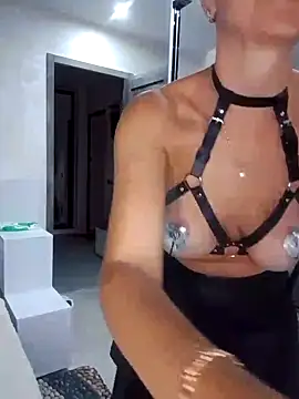 KissMiSveet online show from 10/04/25, 05:00