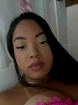 Snapshot of ninfa69_ chatting on 09/14/25, 08:41 ninfa69 online show from 09/14/25, 08:41