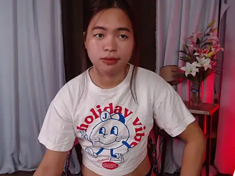 miss ella28 online show from 09/14/25, 10:53