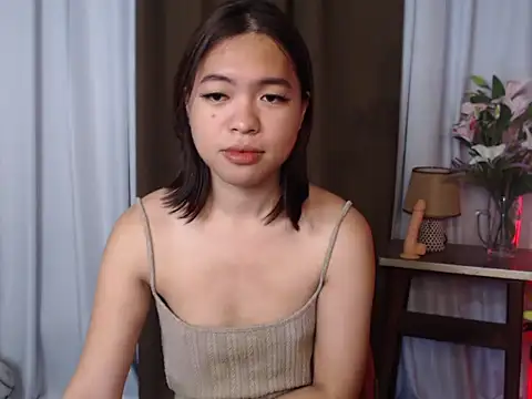 miss ella28 online show from 09/22/25, 10:45