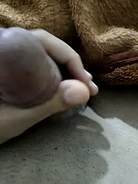 Snapshot of Zepe_12 chatting on 10/23/25, 05:33 Zepe 12 online show from 10/23/25, 05:33